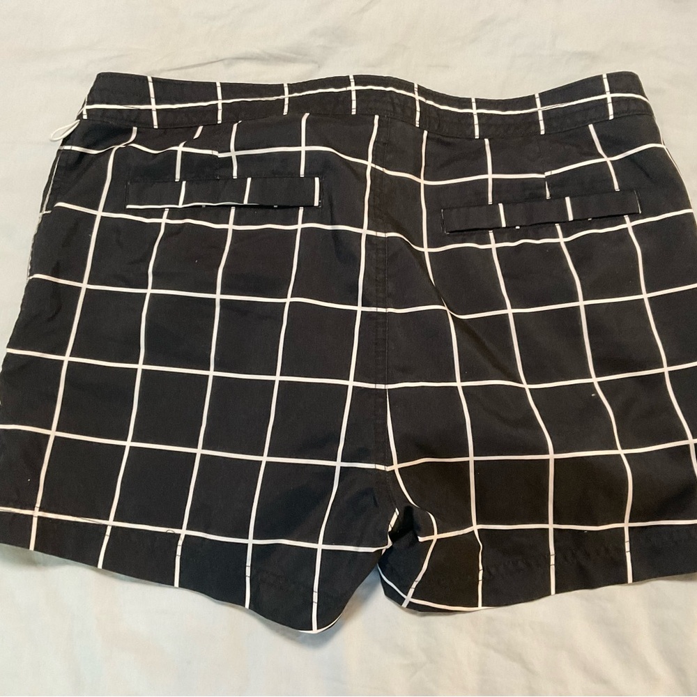 Original Penguin Women's Black and White Checkered Shorts